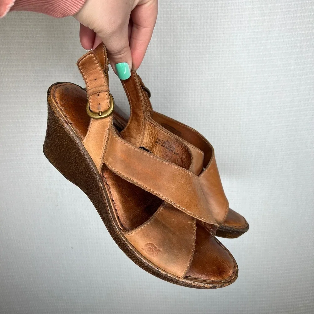 Born Tan Leather Crisscross Wedge Slingback Sandals Womens 9M F01706 CCA16